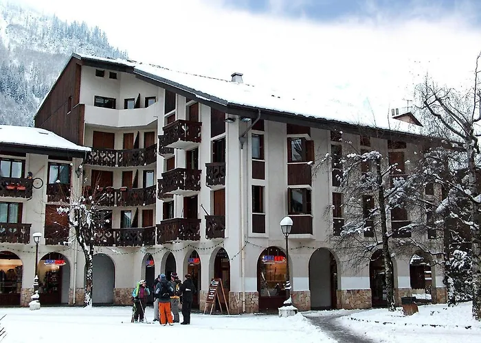 Le Triolet-8 By Interhome *