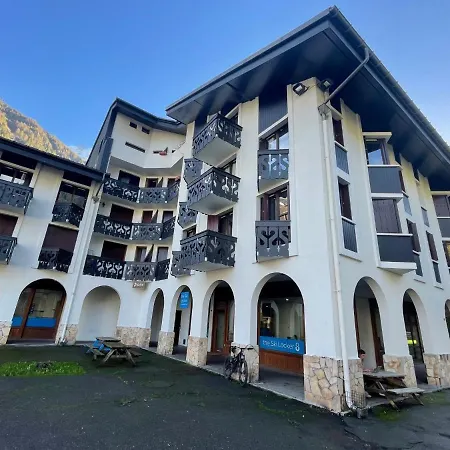 Appartement Le Triolet-8 *